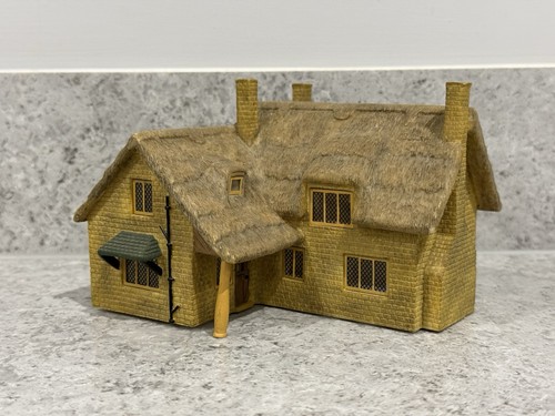 Hornby misdale house - -,