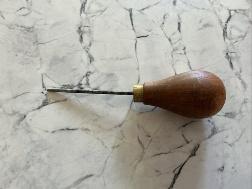 Leather working scratch awl - working,