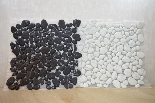 Black white pebble - black,