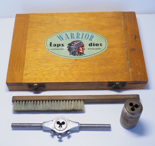 Warrior wooden box - taps, &