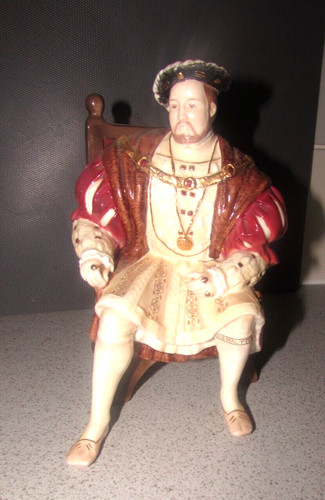 Wedgwood figurine king - wedgwood,
