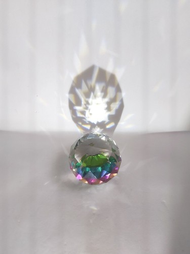 Faceted clear glass - faceted,