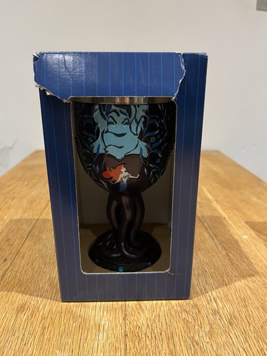 Disney showcase collection - showcase, collection-
