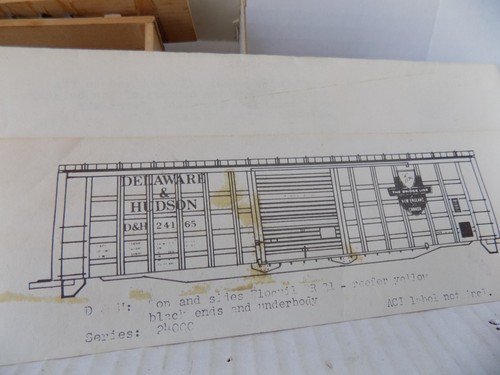 Waffle side box car - side,