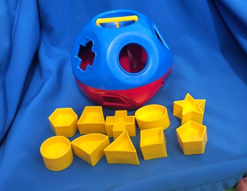 Vintage tupperware shape - vintage,