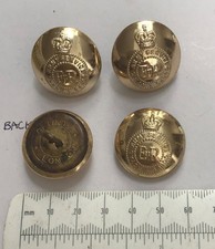 4 gold buttons branded Gaunt