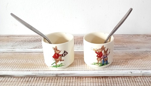 Pair royal doulton - of,