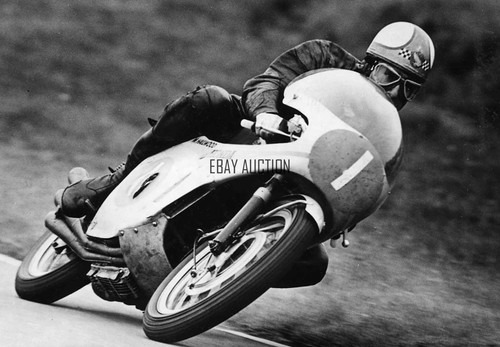 Mike hailwood honda rc166 - mike,