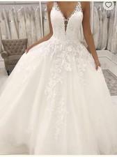 A-line/Princess V Neck Sleeveless Long/Floor-Length Tulle Wedding Dress