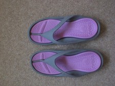Ladies/ Girls Flip Flop Crocs