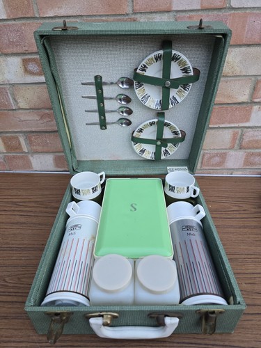 Vintage picnic set 1960s - vintage,