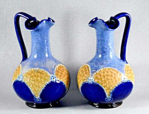 Antique royal doulton - royal,