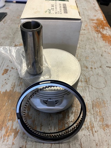 Jaguar litre v12 - 6, pistons