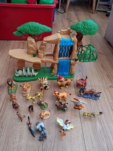 Disney the lion guard - lion, defend
