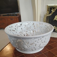 Royal County porcelain Lattice