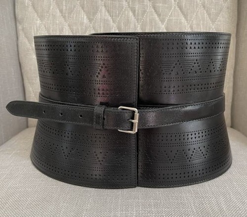 Authentic alexander mcqueen - authentic,