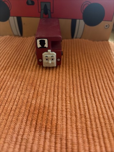 Thomas friends bertie the - friends,