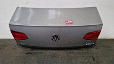 VOLKSWAGEN PASSAT BOOTLID 2015