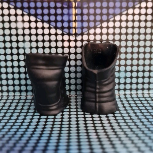 Medium black mattel knee - black,