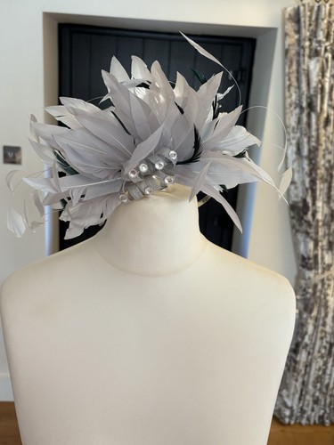 Silver emerald feather - emerald,