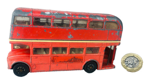 Toy car corgi - red, double