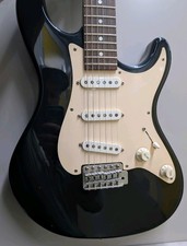 Fernandes stratocaster type - stratocaster, s-type