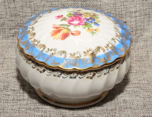 Vintage dresden china - dresden, foreign