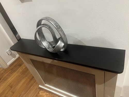 Black shelf with rounded - black,