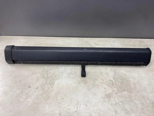 Volvo v70 iii boot sliding - bw,