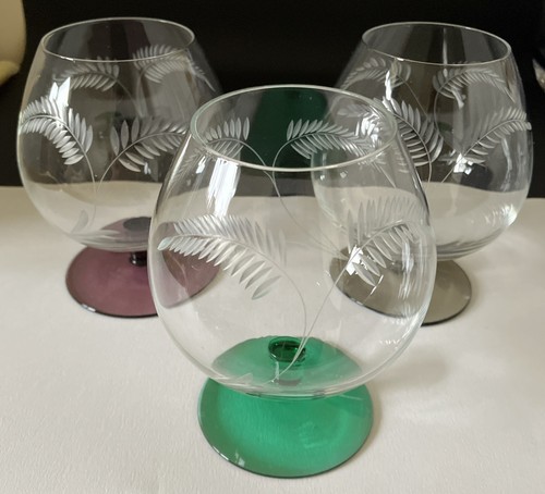 Set hand blown - of, fern