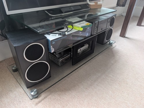 Solid glass stand - tv/,