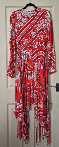 Studio preen red - studio,