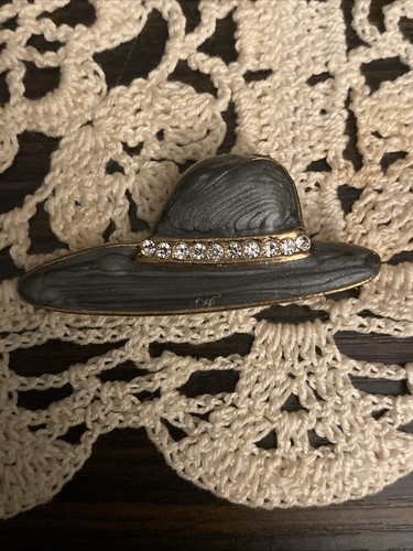 Ladies hat brooch - hat,