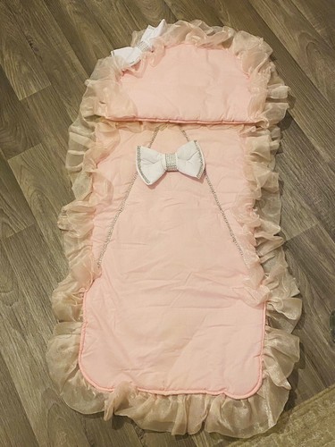 Pink frilly pram - set, diamonds