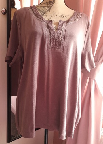 Ladies embroidered top size - ladies,