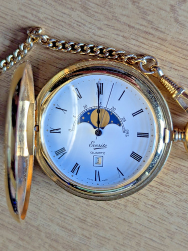 Vintage everite half hunter - everite,