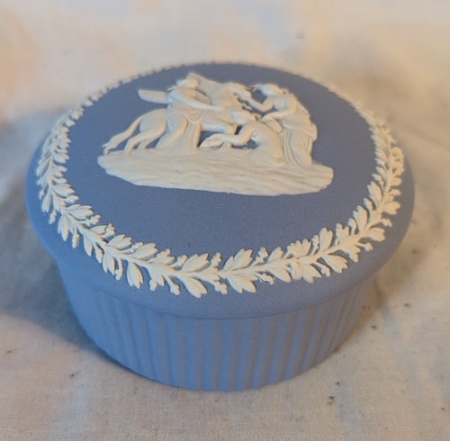 Wedgewood vintage trinket pot - wedgewood,