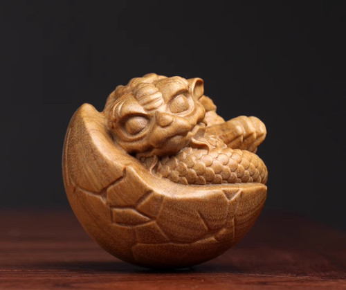 Yz187 hand carved green - 1.8",