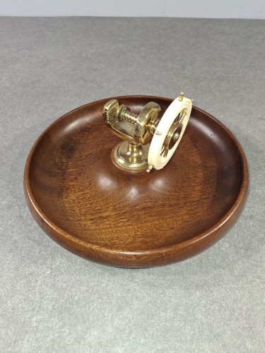 Vintage ships wheel - wheel, brass