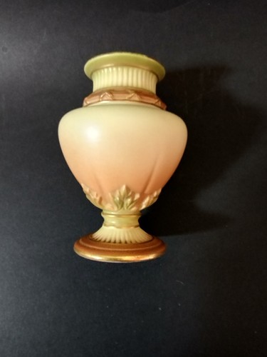 Royal worcester vase signed