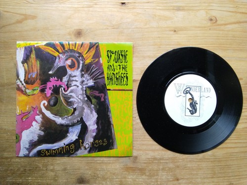 Siouxsie the banshee - &,