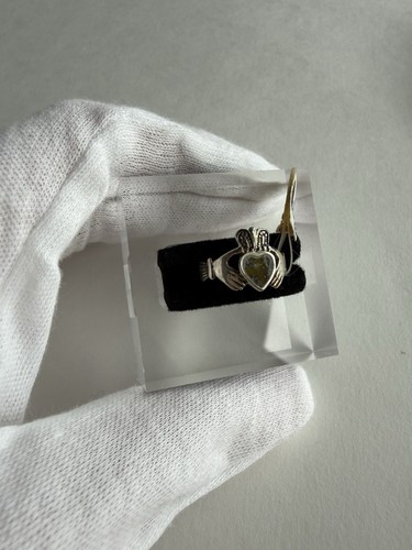 Vintage irish claddagh ring - claddagh,