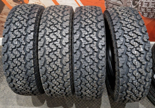 225 r16 maxxis - x,