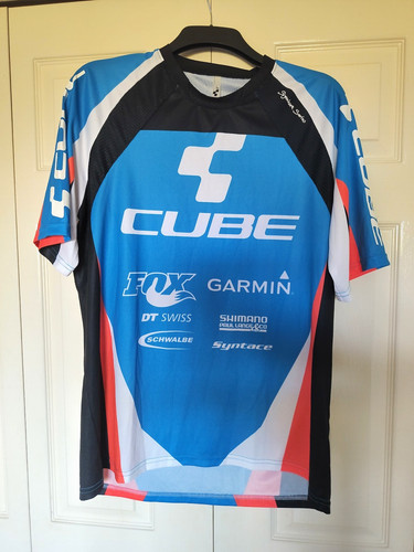 Cube action team signature mtb - cube,