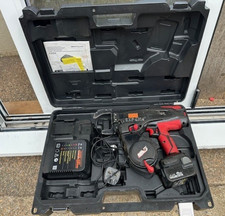 MAX TWINTIER RB 611T 18V CORDLESS REBAR TIER C/W CHARGER,1 BATTERY, CARRY CASE