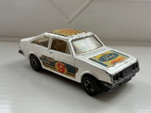 Matchbox superfast ford - matchbox, escort