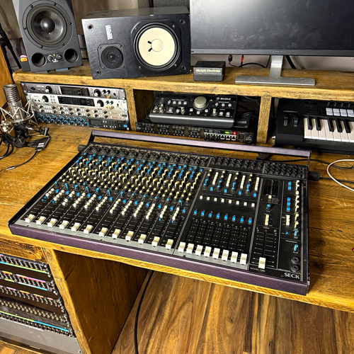 Seck 1282 channel bus - 12-channel, 8-bus