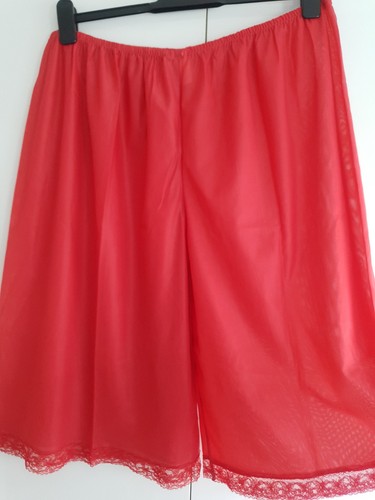 Vintage style nylon culottes - style,