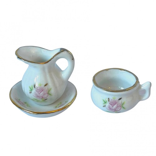 Dolls house wash - wash, jug..