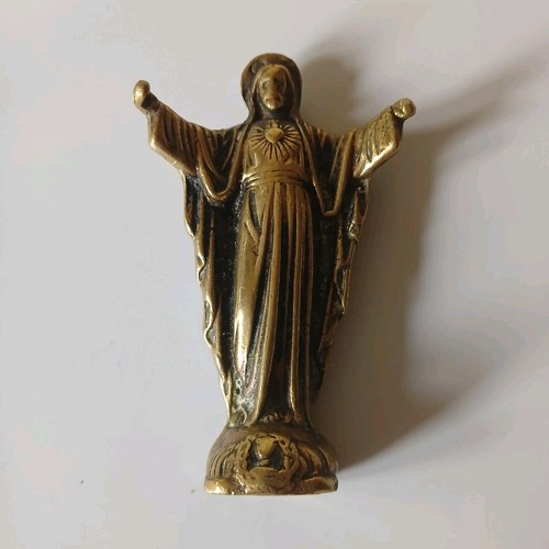 Jesus statue figure with arms - jesus,